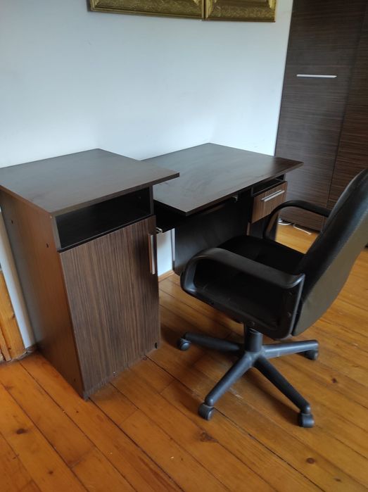 Mobila living + coltar + birou – stare buna, ideala pentru apartament