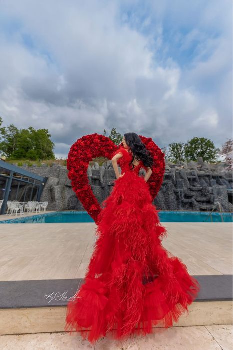 Дизайнерска рокля размер С