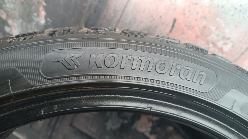235/40/18 Kormoran
