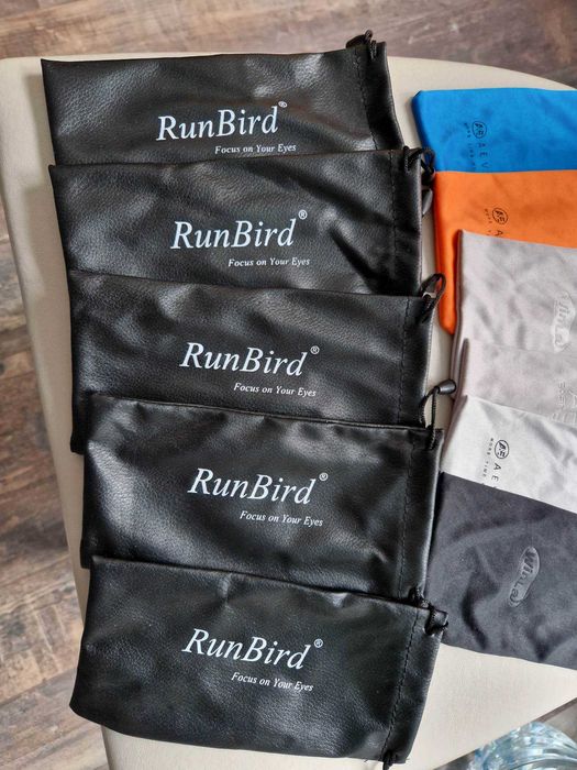 Предпазни калъфи за очила