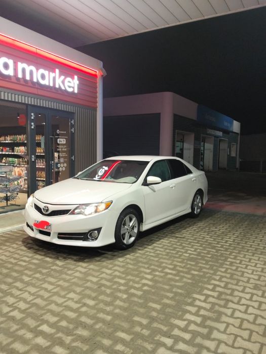 Продаётся Тойота Камри 2014