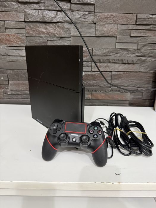 PS4 500GB – functioneaza perfect, gata de joc!