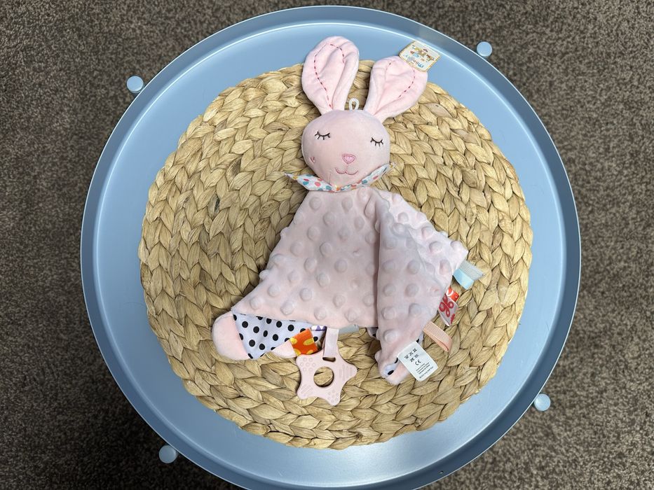 Бебешки плюшени играчки/кърпи за гушкане