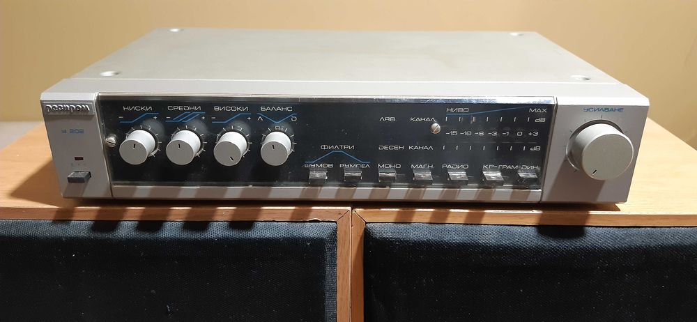 Респром усилвател У 202 + тонколони студио 40
