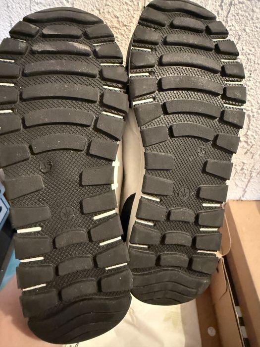 Продам детскую обувь 34-35 р-р