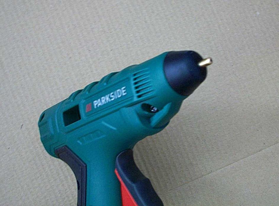 Pistol de lipit cu silicon 7 mm pe acumulator - Parkside