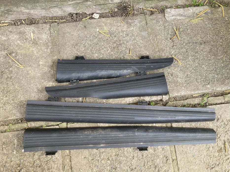 Кори Интериор W211 Колонки Тапицерия  Багажник Mercedes