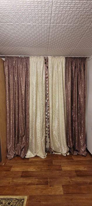 Продам Шторы б/у