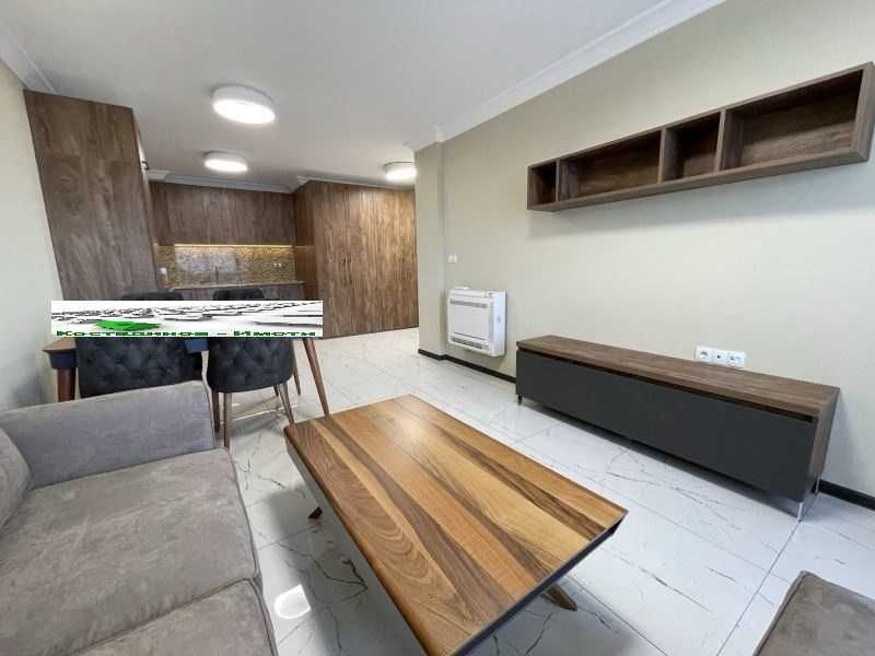 Дава се под наем Двустаен апартамент в Пловдив, Младежки Хълм - 65 кв.м за 475 € - Снимка #3