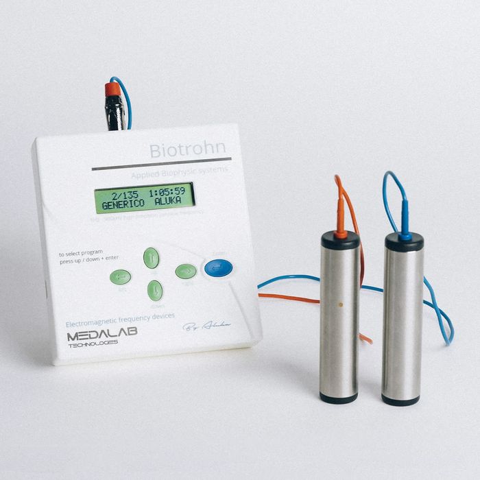 Честотен генератор Biotrohn, запер с програми НОВ