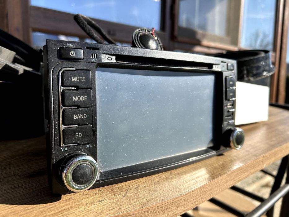 Мултимедия и тонколони за Туарег 1