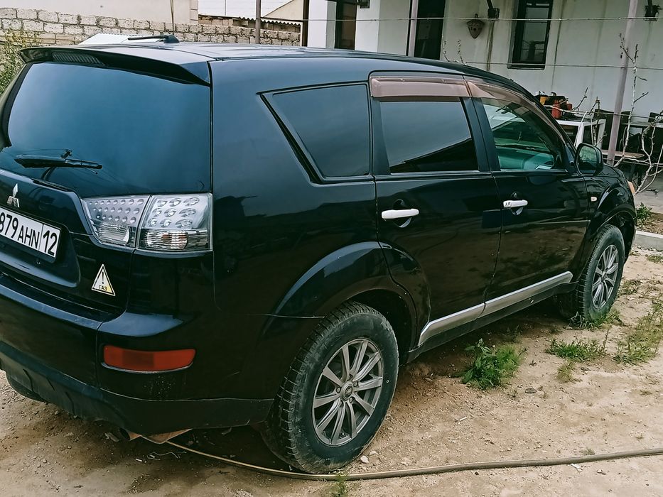 Mitsubishi outlander