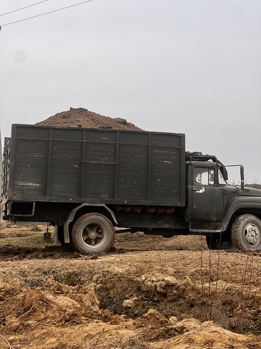 Zil yuk mashinasi sotiladi yaxshi holatda