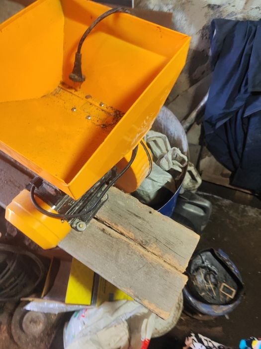 Дробилка для зерна