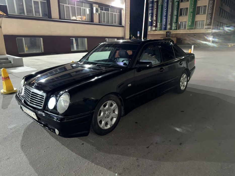 Продам мерседес w210