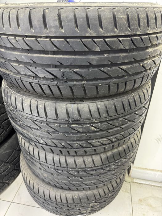 Продам шины новые.