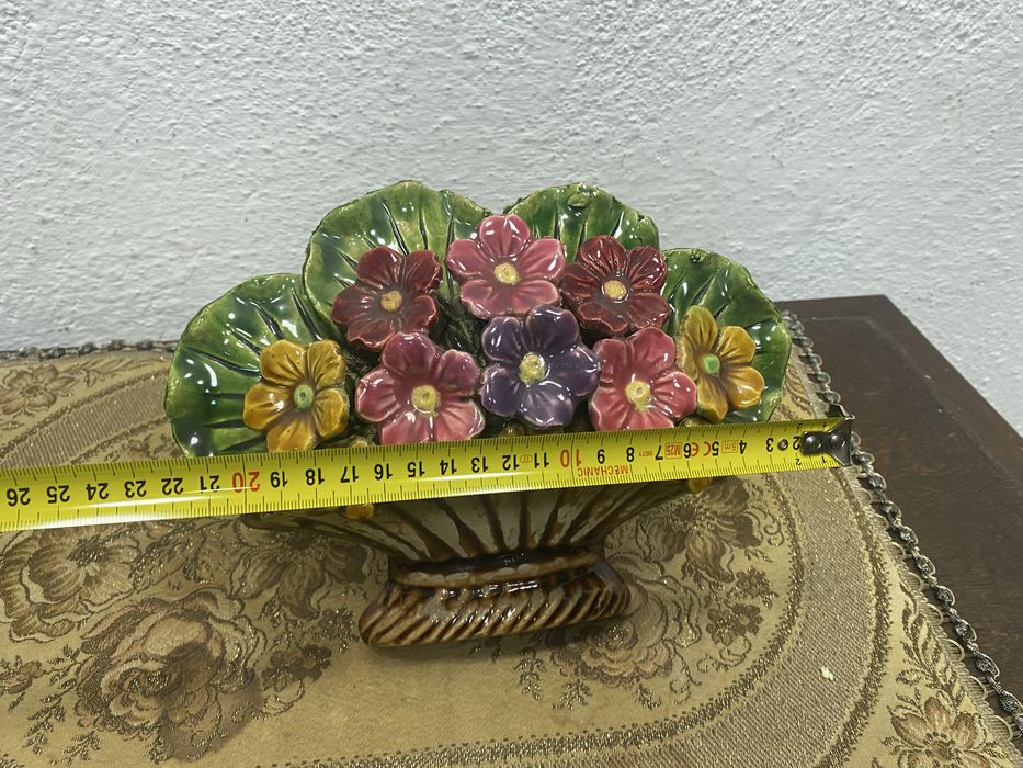 Италия майолика стенна ваза букет цветя керамика 1960