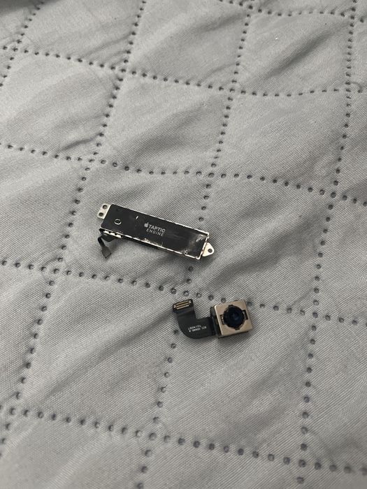 taptic engine si camera spate iphone 7 originale