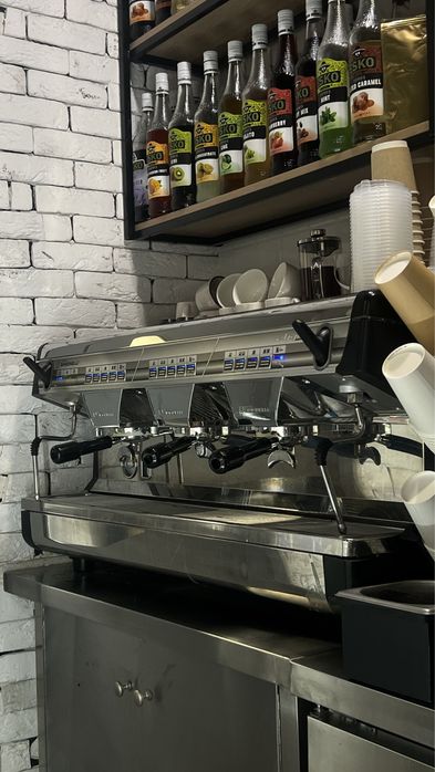 Продам кофемашину