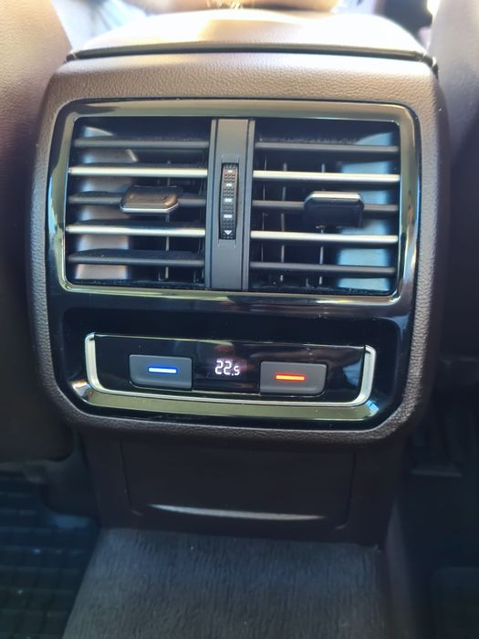 VW Passat B8 Variant 2.0 TDI DSG | HIGHLINE