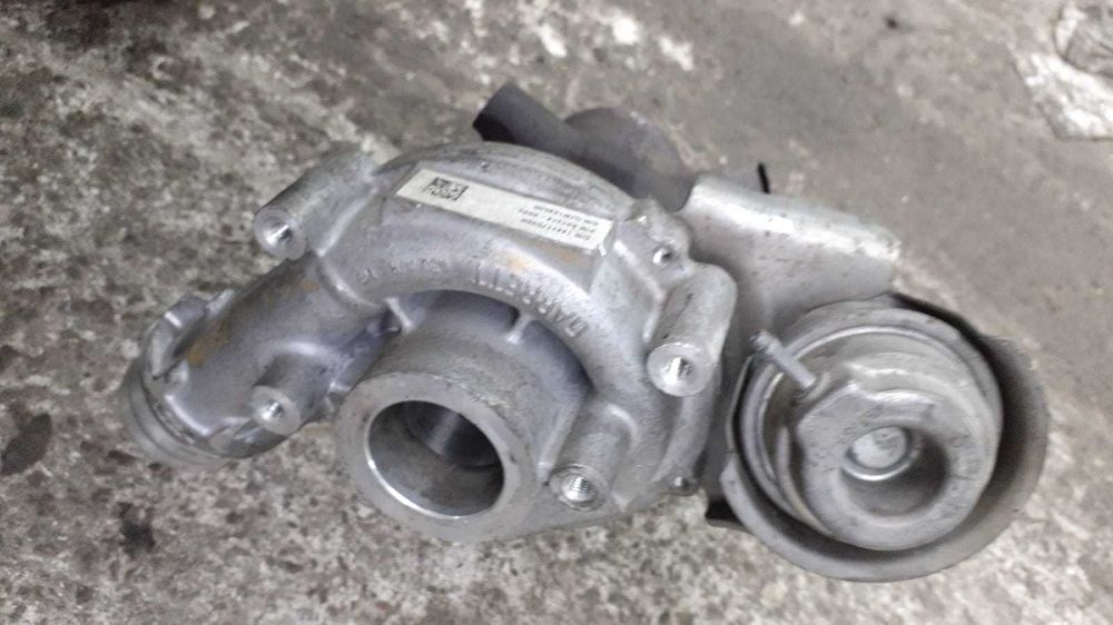 Turbina Renault Clio 4 1.5 dci euro 5 90 cp cod 144117533R