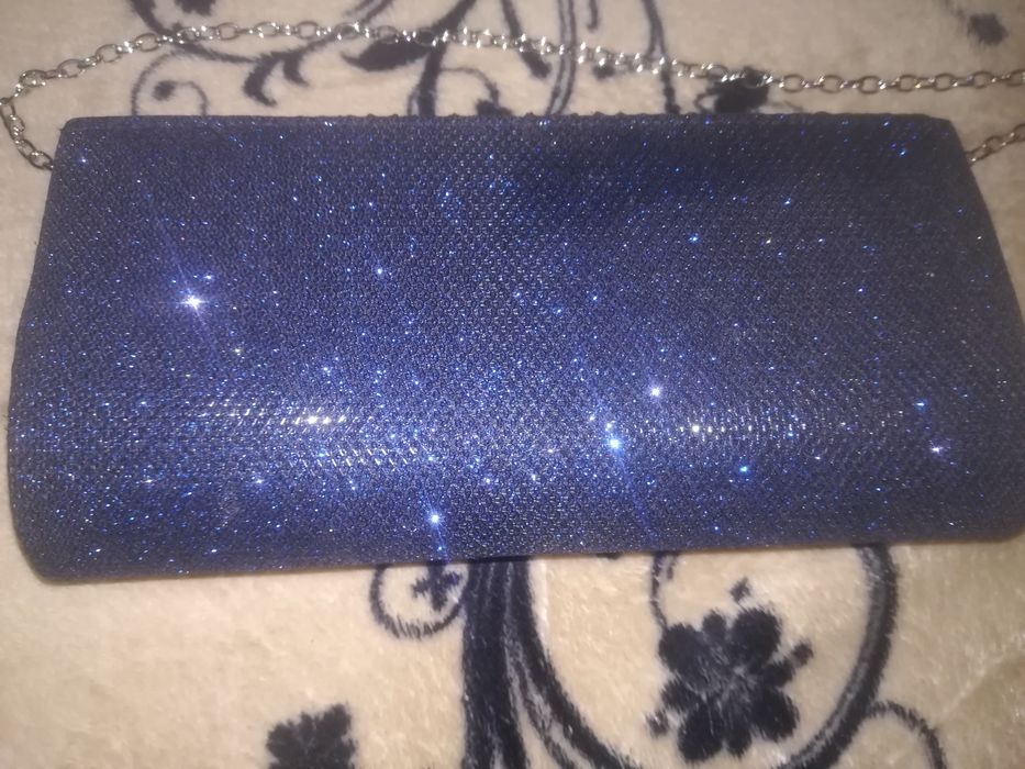 Gentuță de petrecere