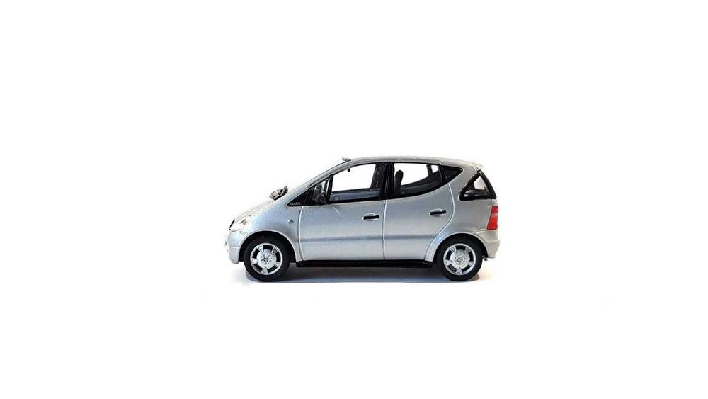 Pachet  Mercedes Benz  A-CLASS  - HERPA   SCHUCO