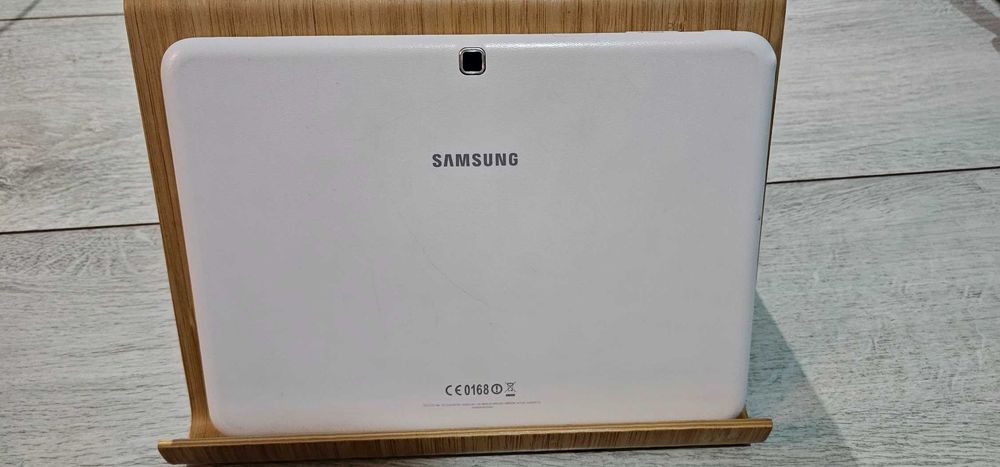 Tableta SAMSUNG TAB4 SM-T530 display 10 inch