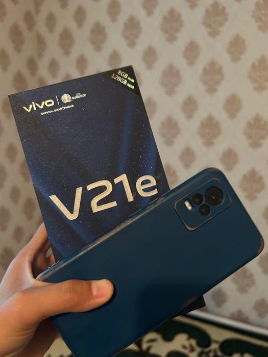 Vivo v 21 e 128/гб