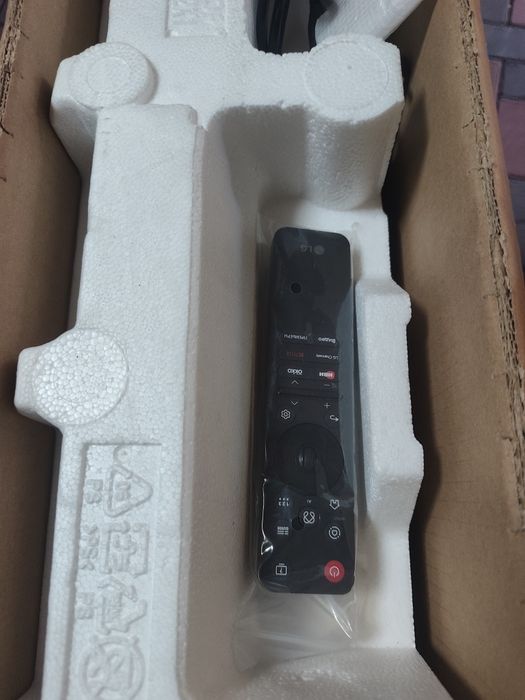 Срочно продам смарт телевизор lg 55 140см
