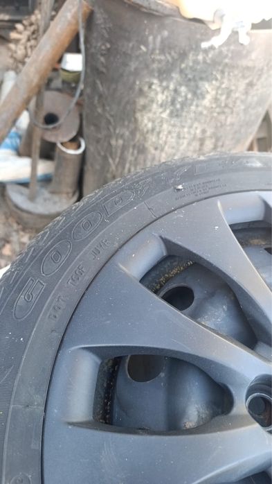 Шины Goodyear б/у