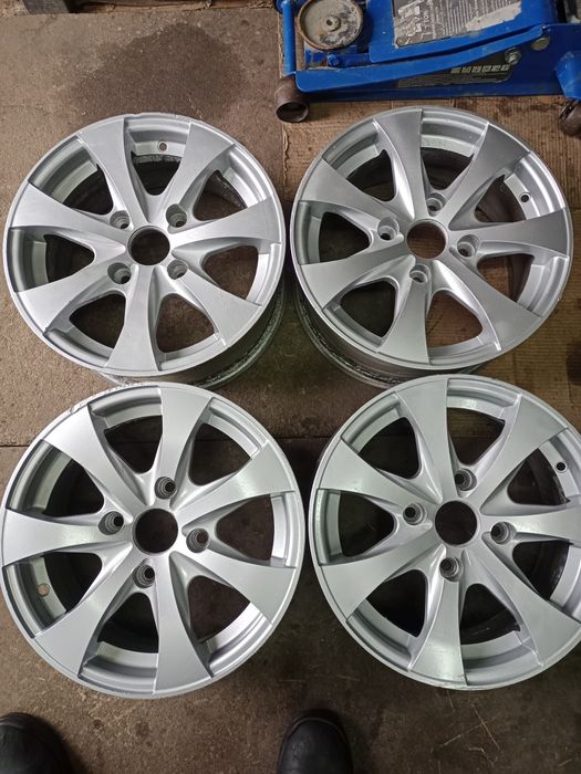 Диски на 14,Ниссан Мазда,