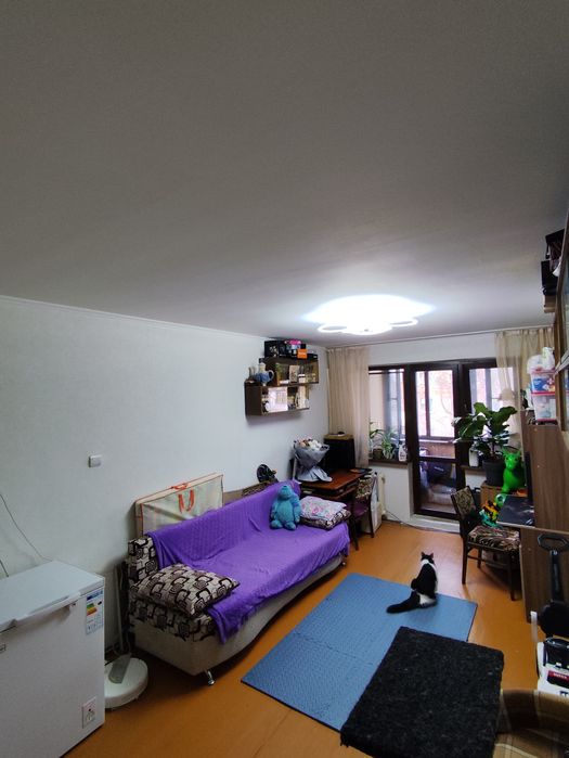 Продам трёхкомнатную квартиру