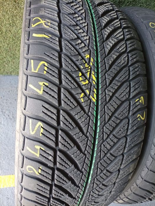 245 45 18 Goodyear  2023
