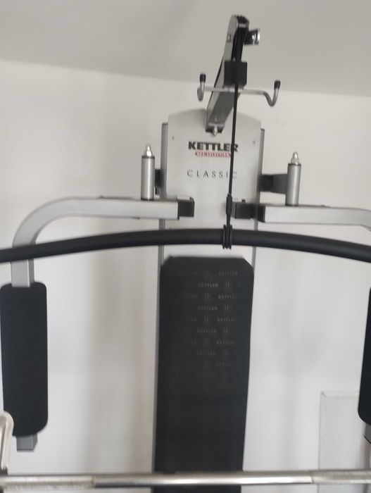 Продават се фитнес уреди