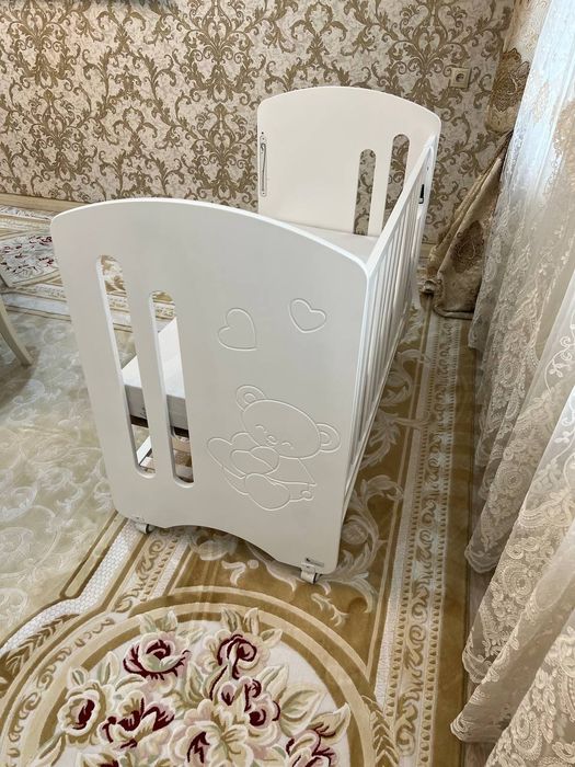 Кроватка InterBaby

Производство Испания 
Из массива дерева (бук) 
На