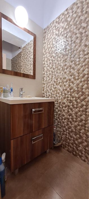 Vand apartament 3 camere sector 2