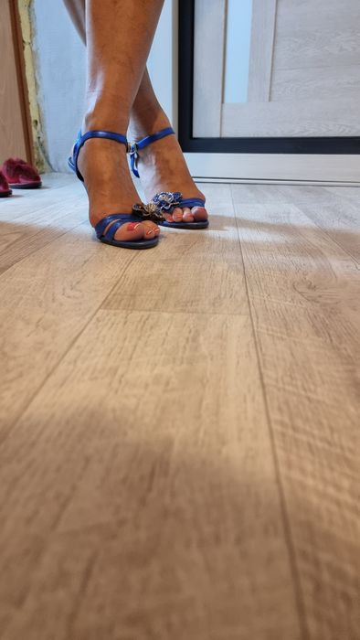 Босоножки синий металик