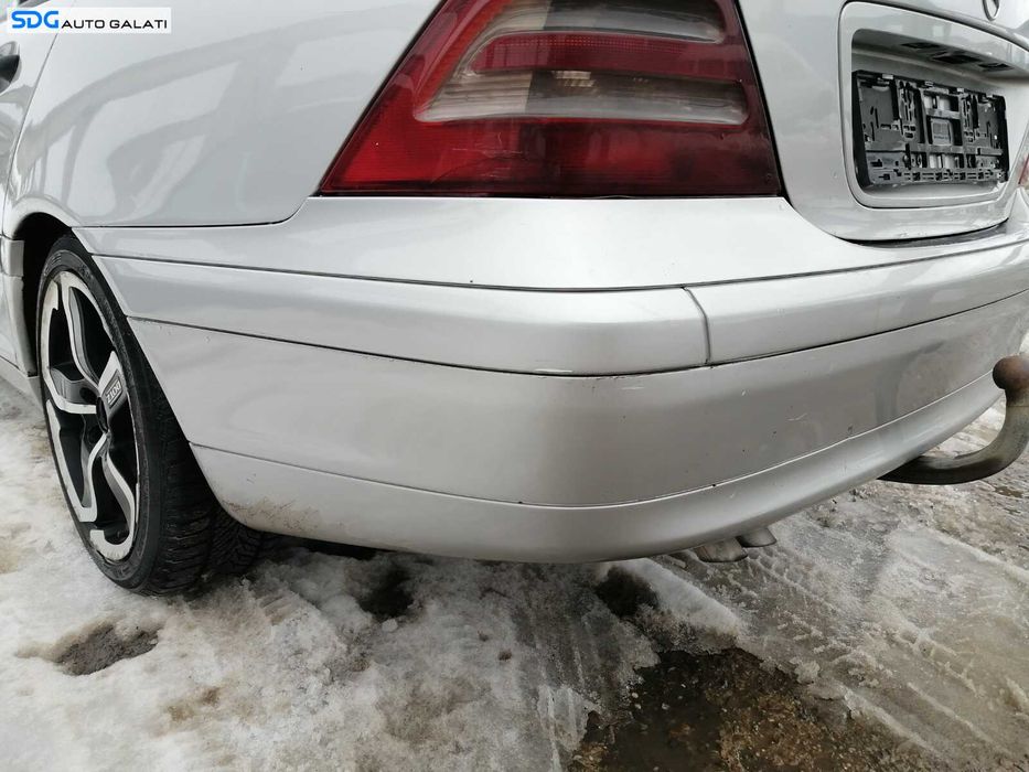 Bara Spoiler Spate Mercedes W203 Clasa C Class Berlina Sedan 2001 - 2007 Culoare 744
