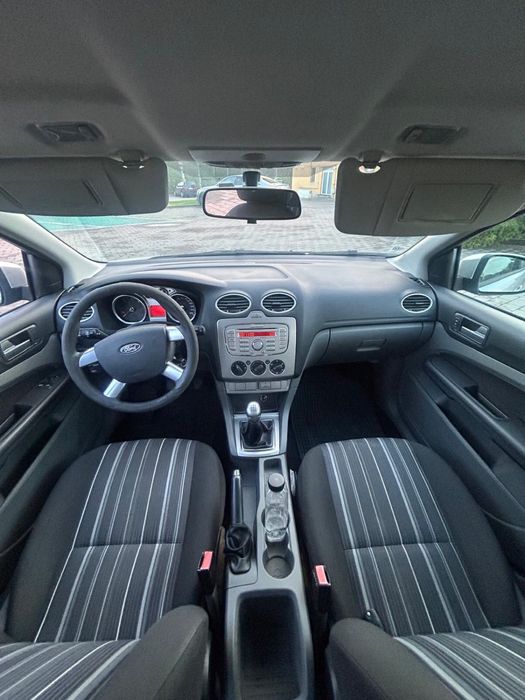 FORD Focus 2009 — imagine 5