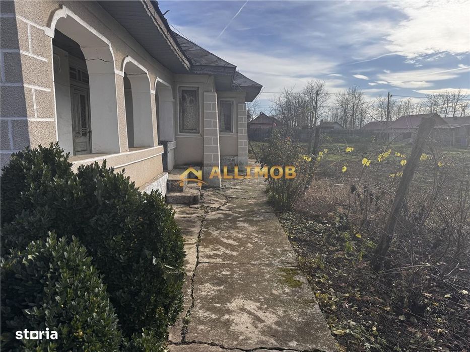 Casa batrâneasca + 1500 mp teren, doua deschideri – Fulga, Prahov