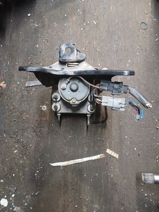 Блок ABS Тоета Карина Е привозной