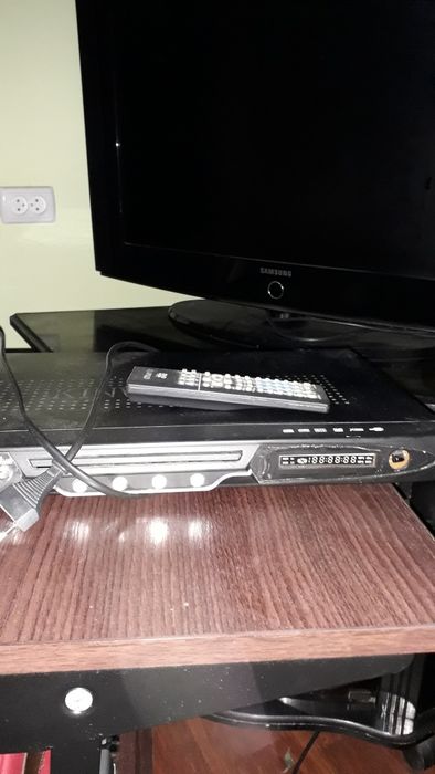 ДVD Kinwood продам срочно