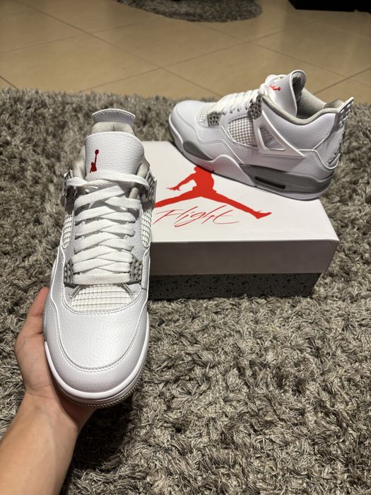 Air Jordan 4 Oreo