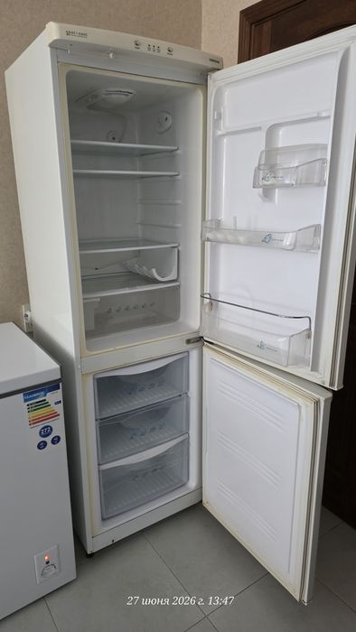 Продам холодильник