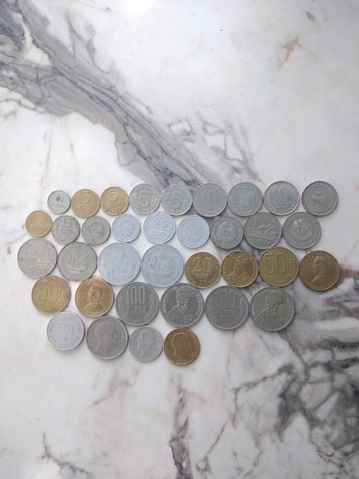 Bacnote și Monede de colecție românești și străine!