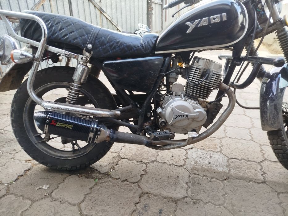 Продам мотоцикл Yaqi 150куб