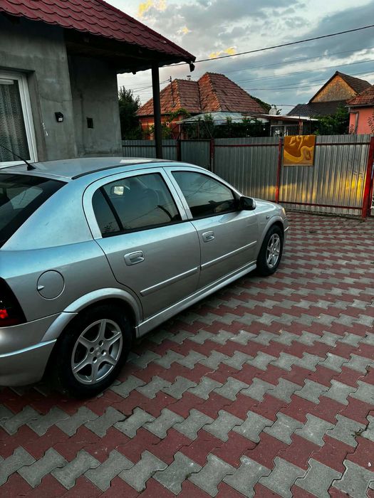 Opel astra 1.6 benzina