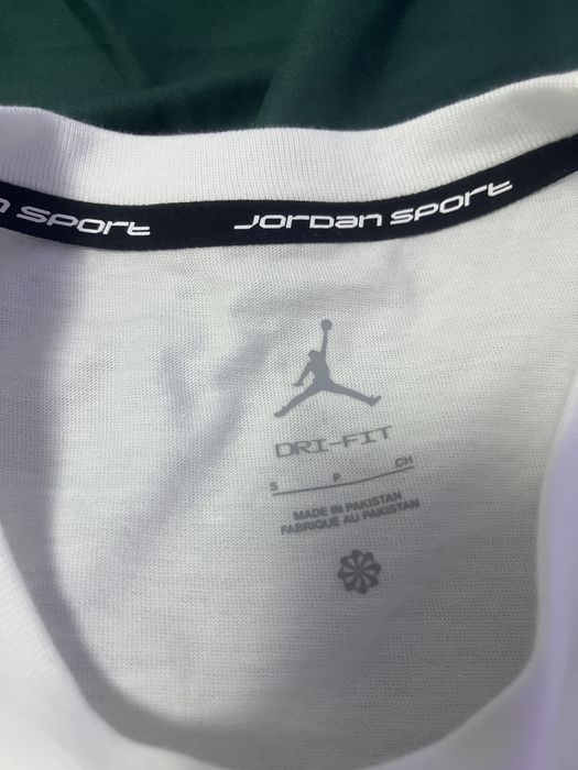 Vand Tricou Jordan