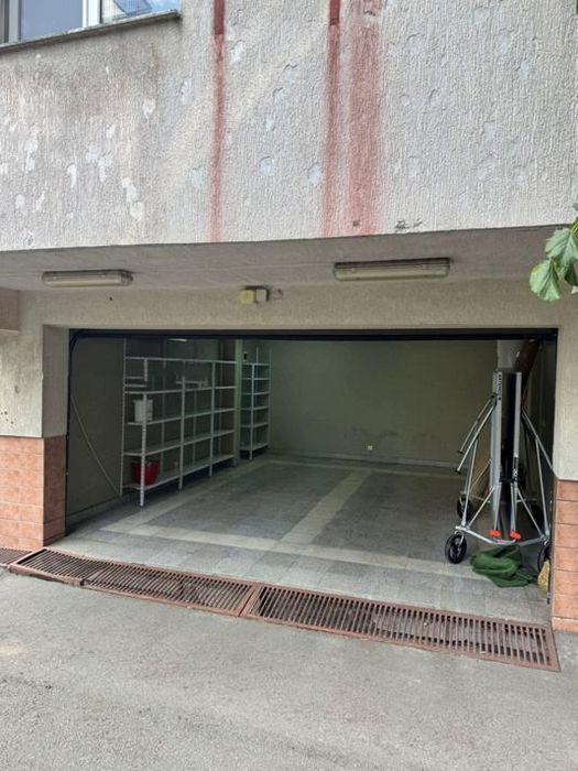 Дава се под наем Тристаен апартамент в София, Лозенец - 92 кв.м за 999 € - Снимка #7